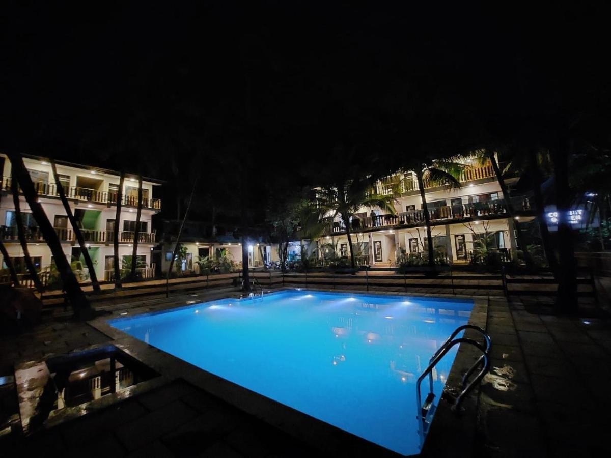 Coconut Garden Beach House Малван Екстер'єр фото